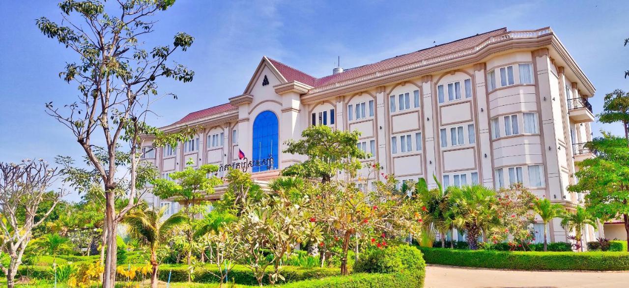 Glorious Hotel Kâmpóng Thum Extérieur photo