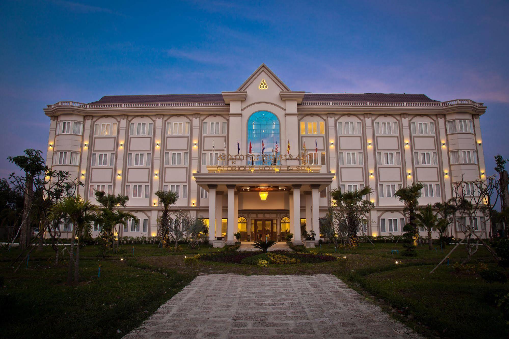 Glorious Hotel Kâmpóng Thum Extérieur photo